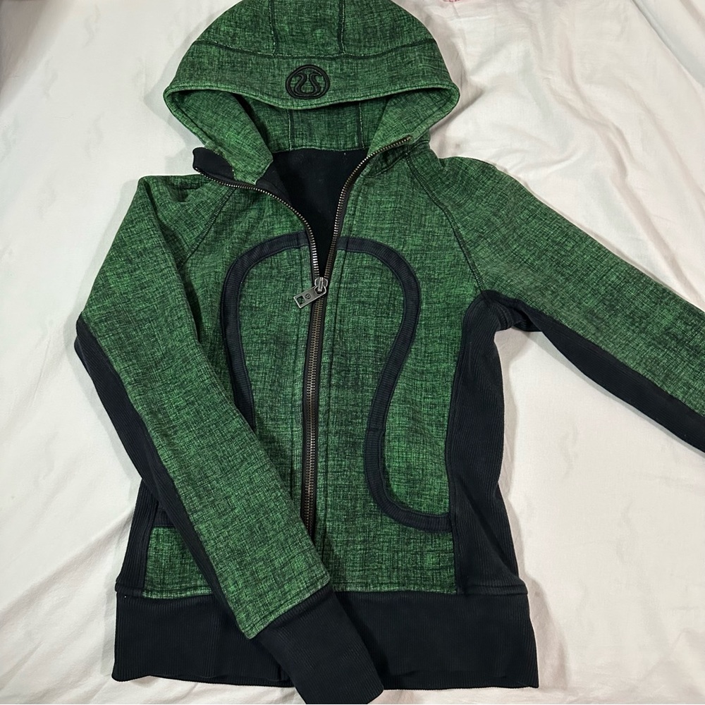 Lululemon sweater